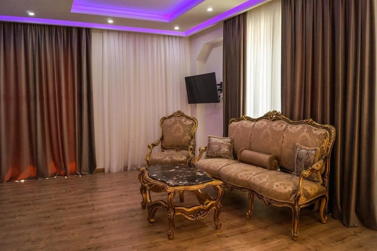 ****  Red Hill Hotel Paskuqan Albania